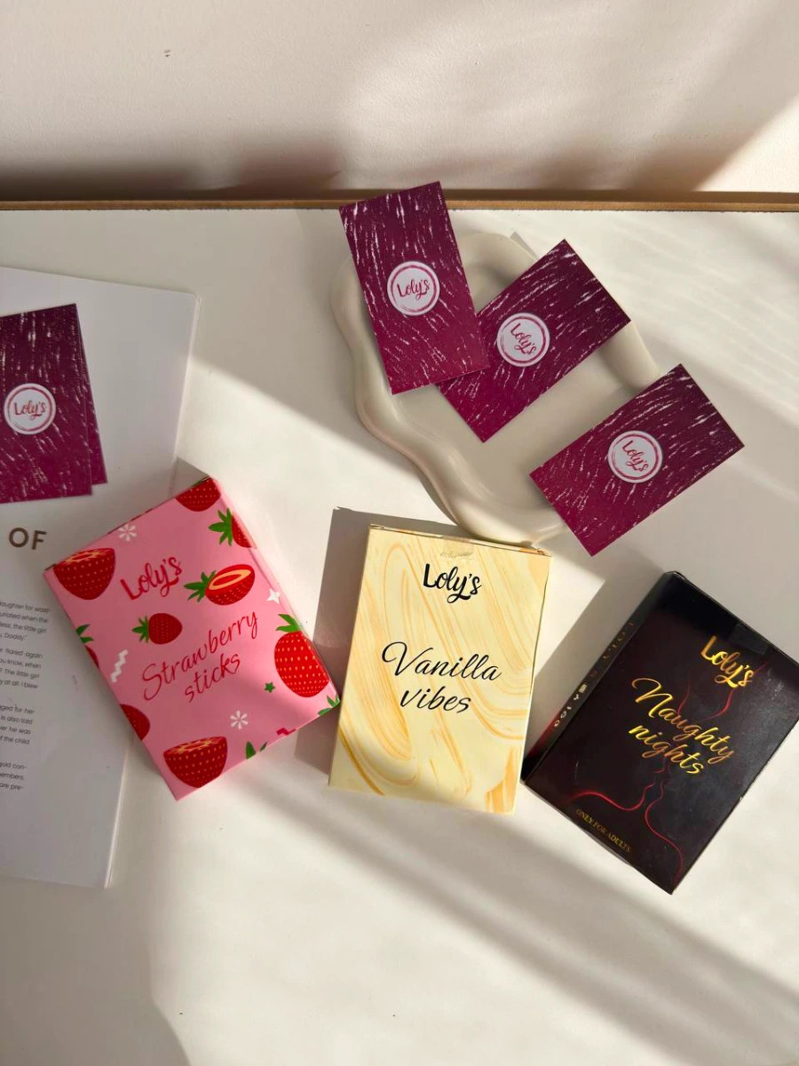 Loly's Glam miniature perfume oils collection